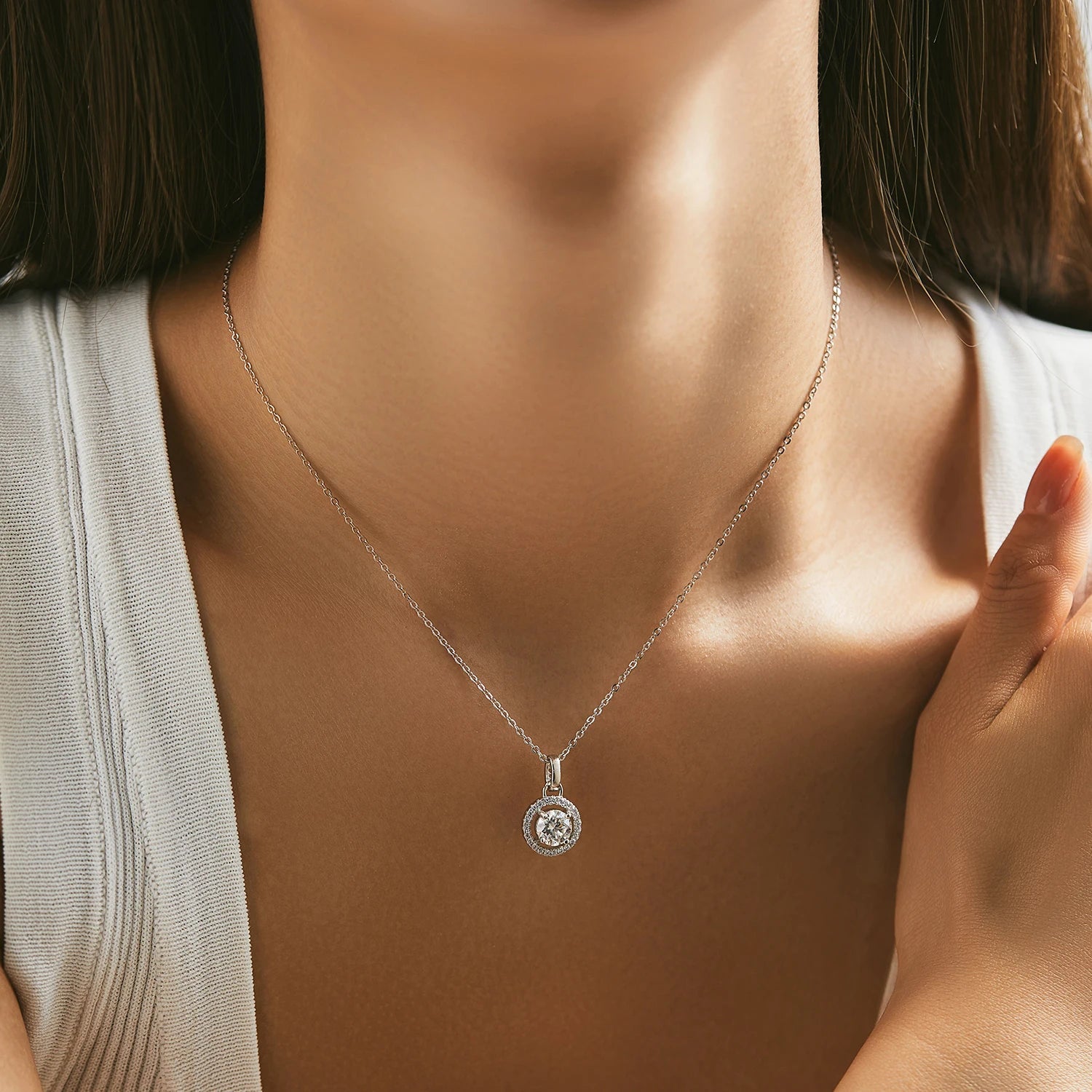 LIANA MOISSANITE DIAMOND PENDANT - NARAVOCO