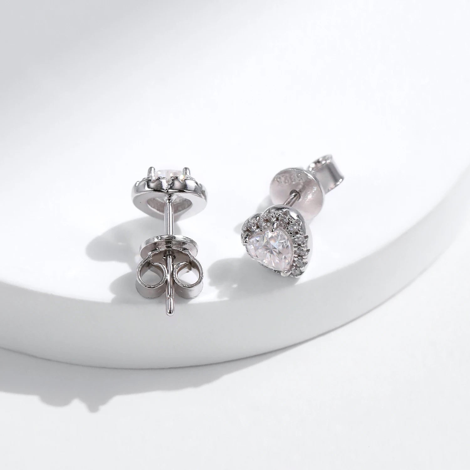 SOPHIA HEART MOISSANITE DIAMOND STUDS - NARAVOCO